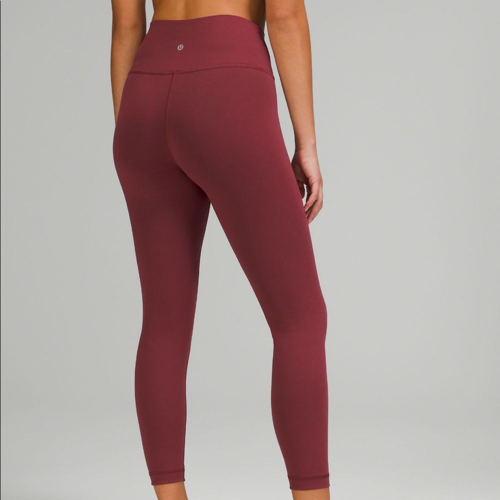 Lululemon Wunder Under HR Tight 25”- size 2